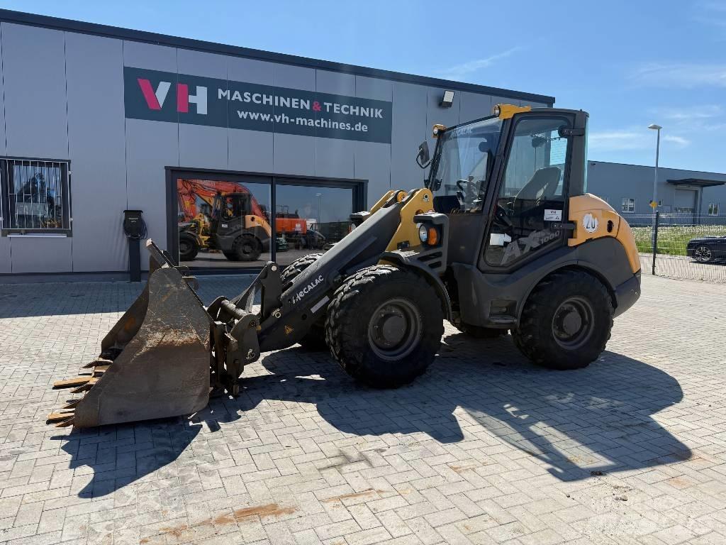 Mecalac AX 1000 Pale gommate