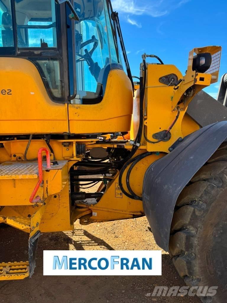 Volvo L 90 G Pale gommate