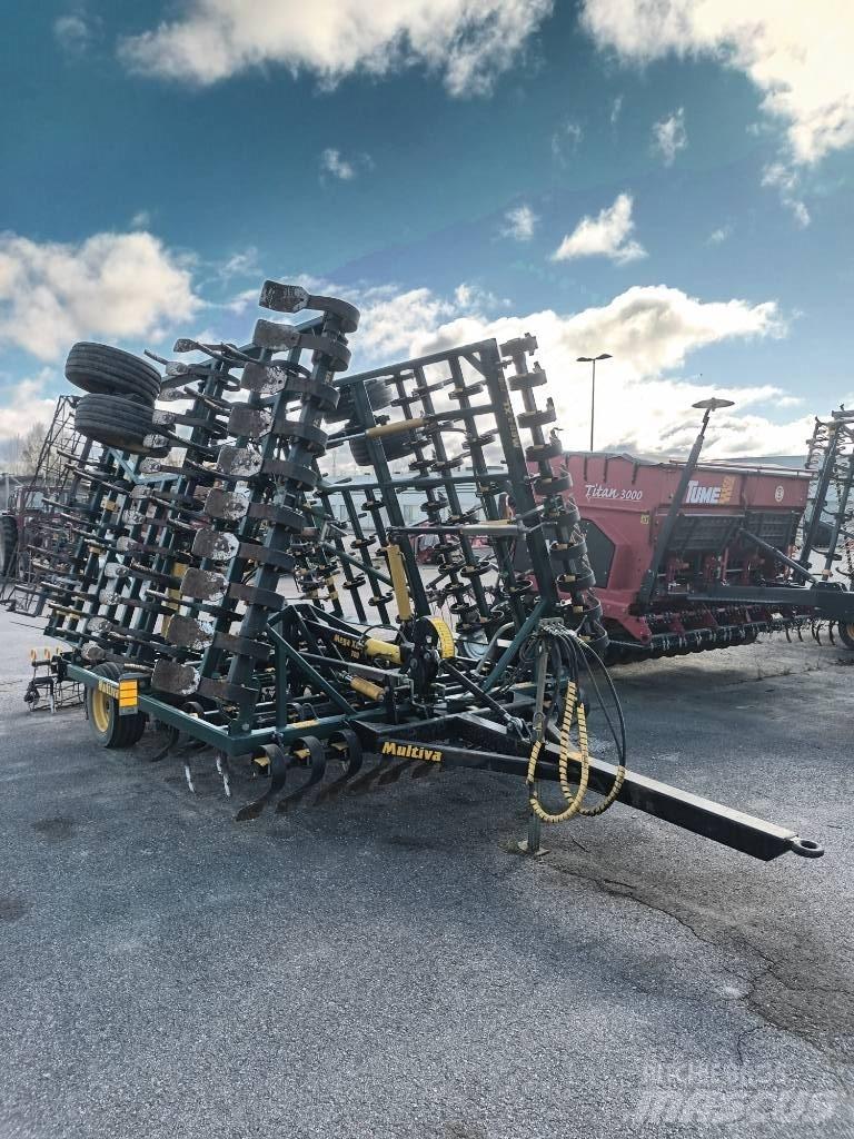 Multiva Mega XL 700 Erpici