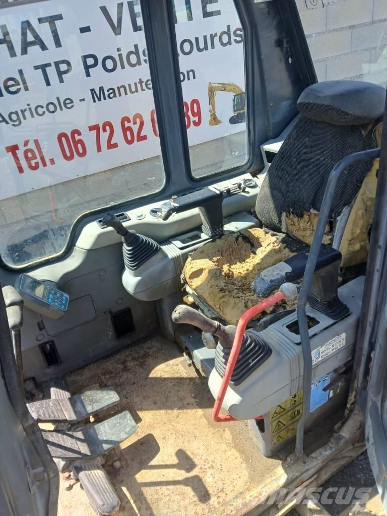 Komatsu PC 210 Cabine e interni