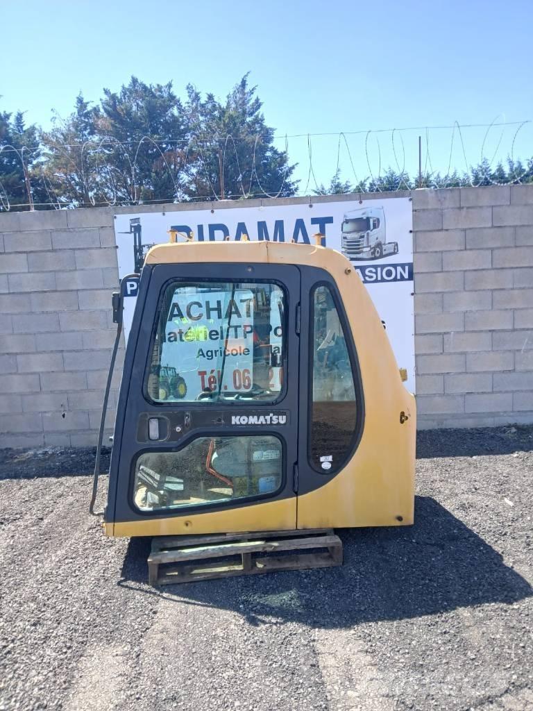 Komatsu PC 210 Cabine e interni