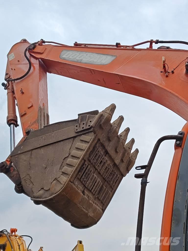 Doosan DX 300 LC-9C Escavatori cingolati