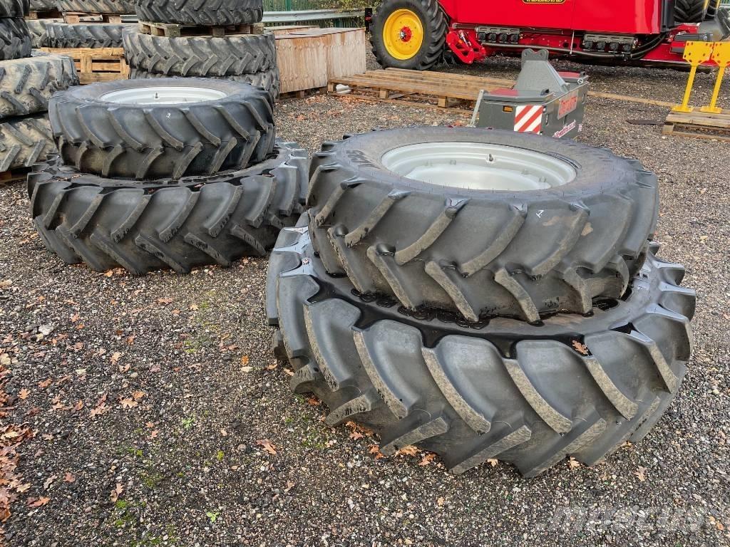 Mitas SET OF WHEELS Pneumatici, ruote e cerchioni