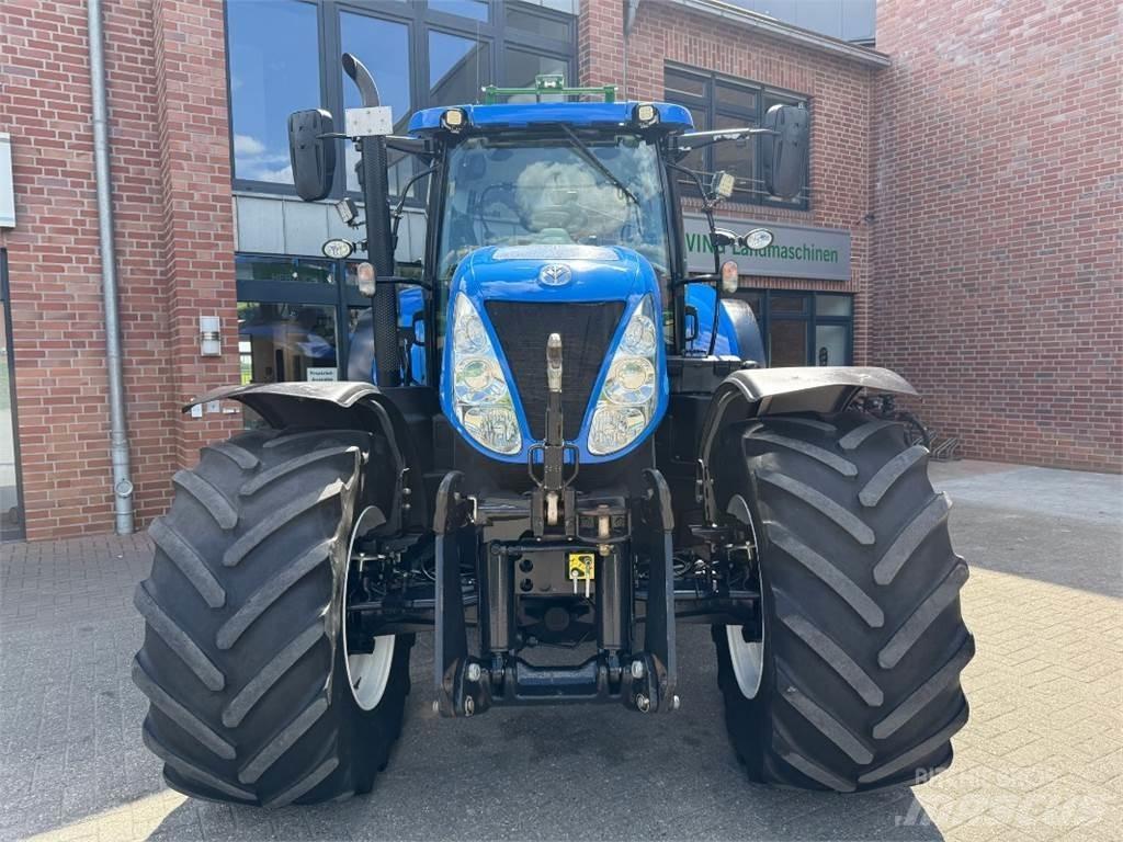 New Holland T7.220 Trattori