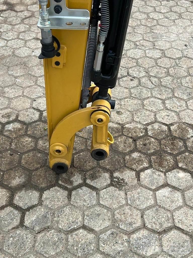 CAT 301.8 Miniescavatori