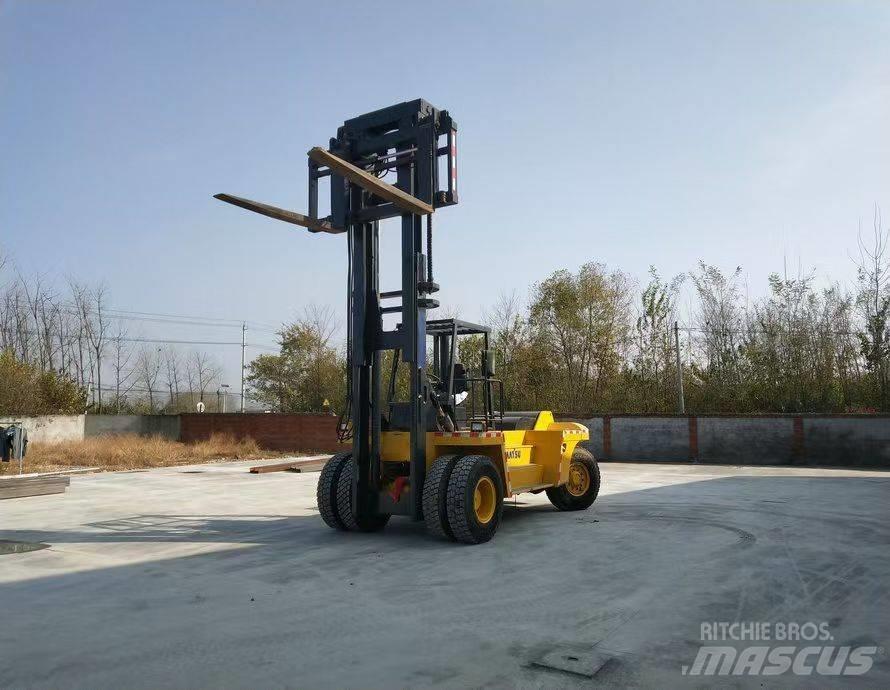 Komatsu FD 200 Carrelli elevatori diesel