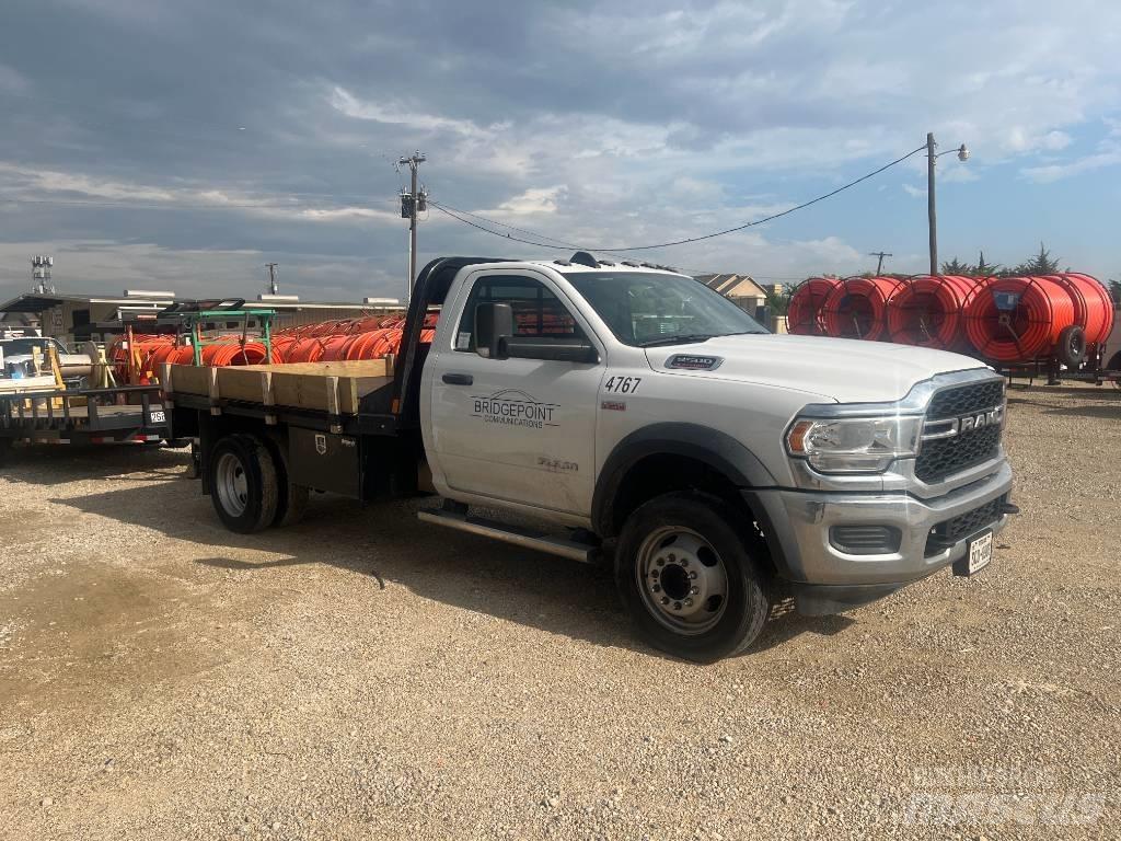 RAM 5500 Camion con sponde ribaltabili