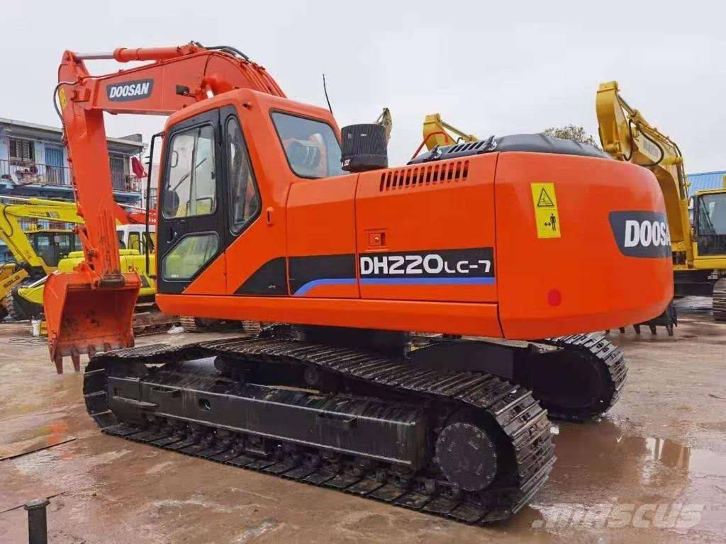 Doosan DH 220 LC-7 Escavatori cingolati