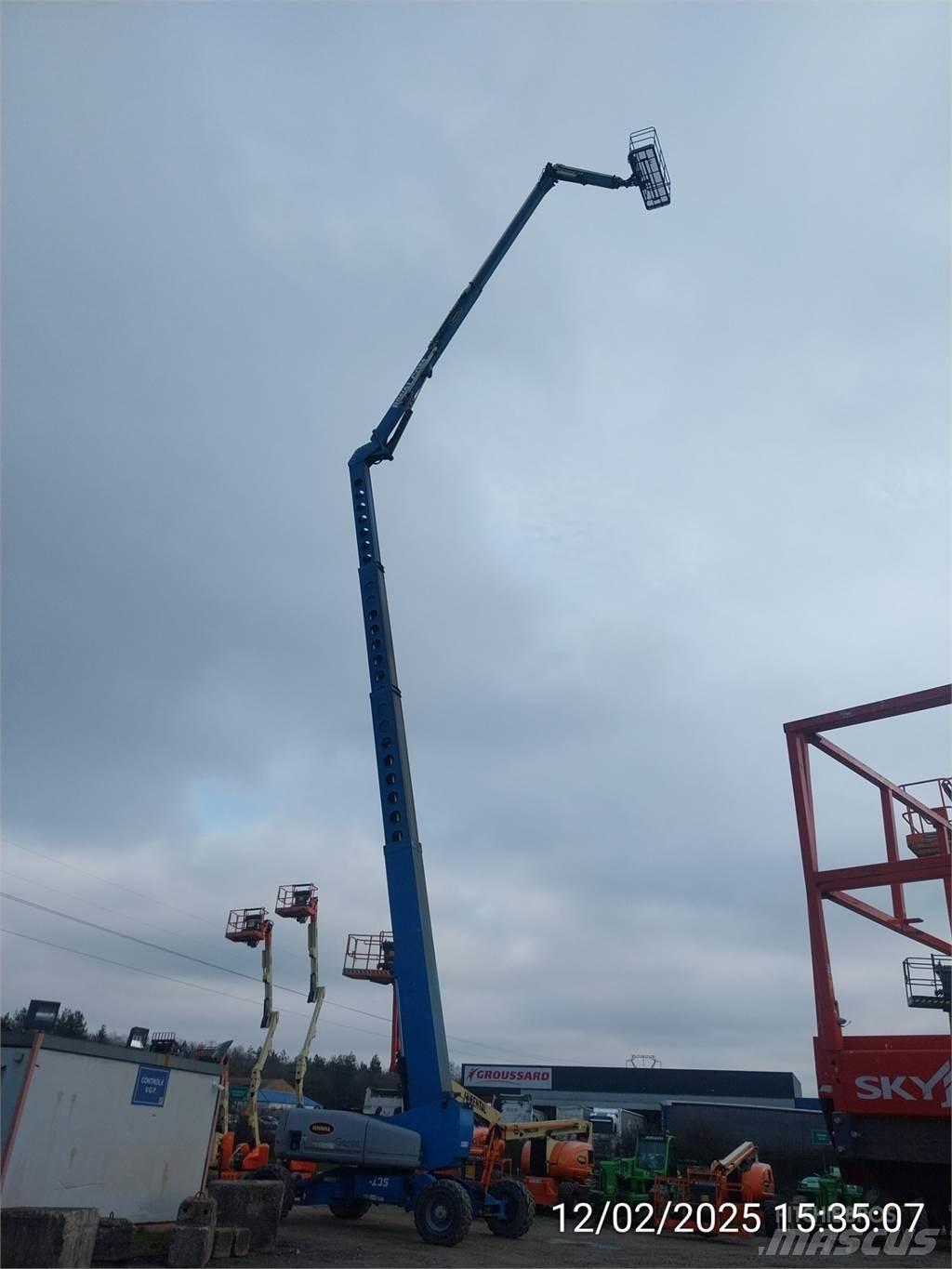 Genie Z135/70 Piattaforme a braccio articolato