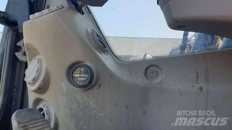 Volvo EW 210 C Escavatori gommati
