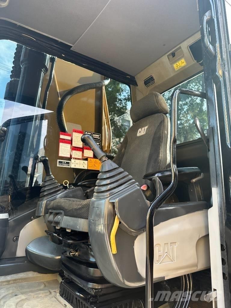 CAT 330 Escavatori medi 7t - 12t