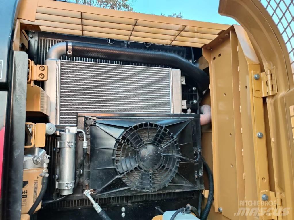CAT 320 D Escavatori cingolati