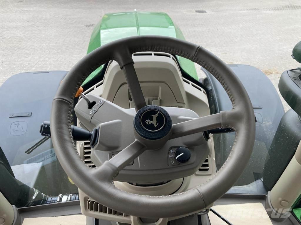 John Deere 6R250 Trattori