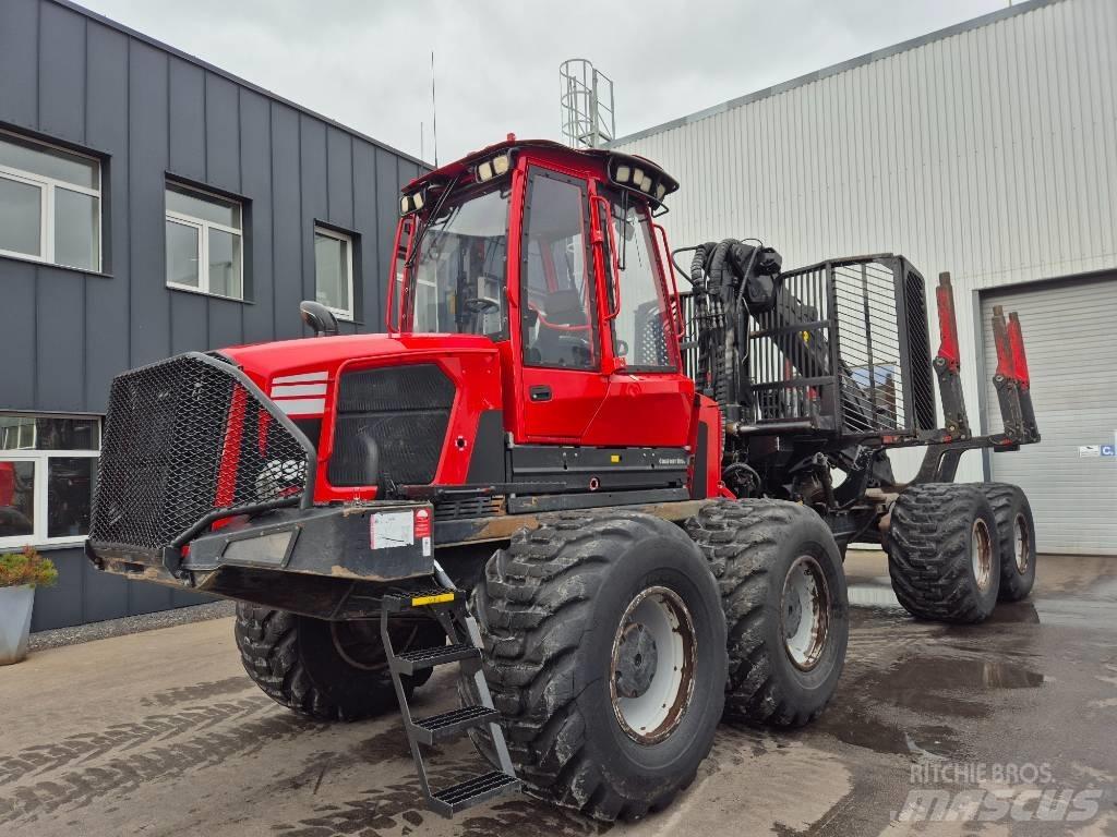 Komatsu 895 Forwarder