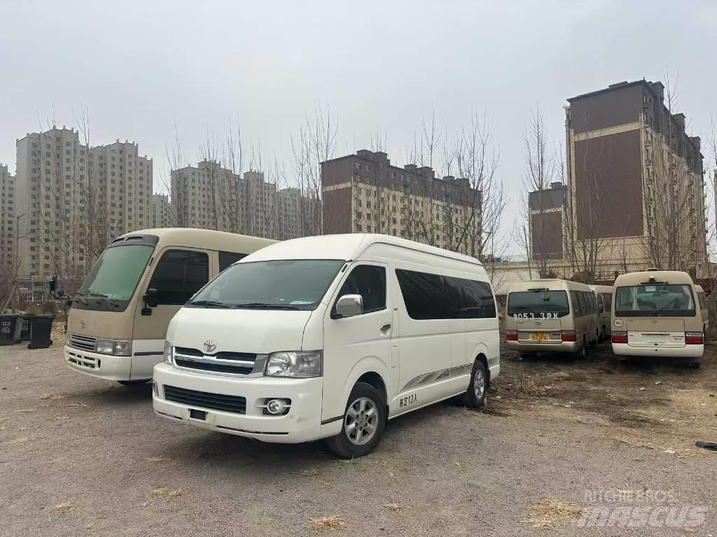 Toyota Coaster Autobus interurbani
