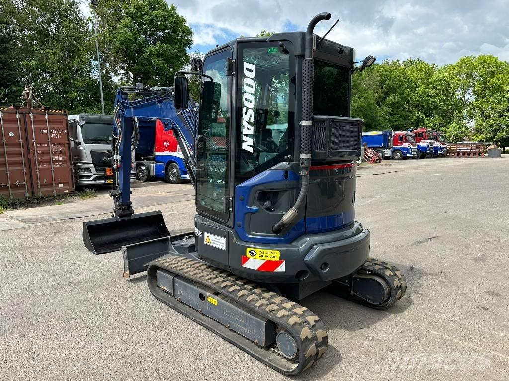 Doosan DX 35 Z Miniescavatori