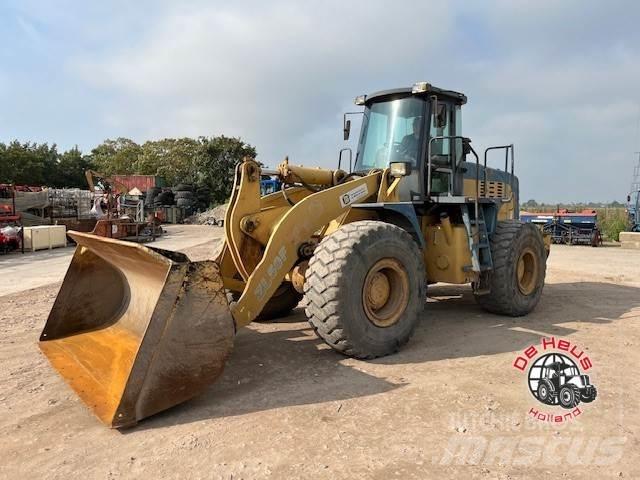 YTO ZL50F Pale gommate