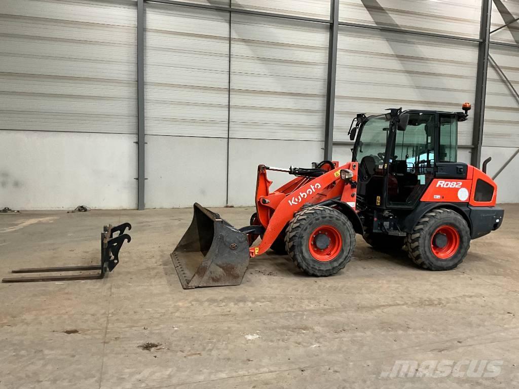 Kubota R 082 Pale gommate