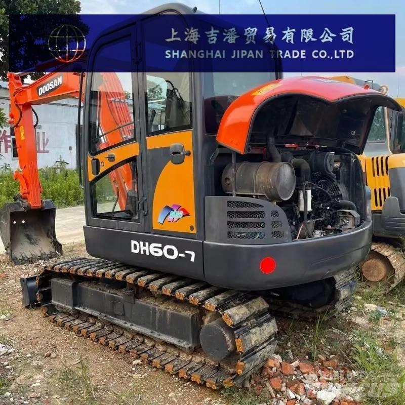 Doosan DH 60 Miniescavatori