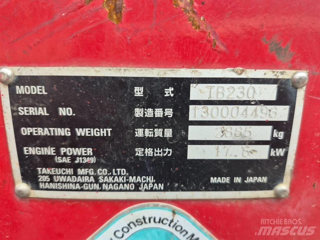 Takeuchi TB 230 Miniescavatori
