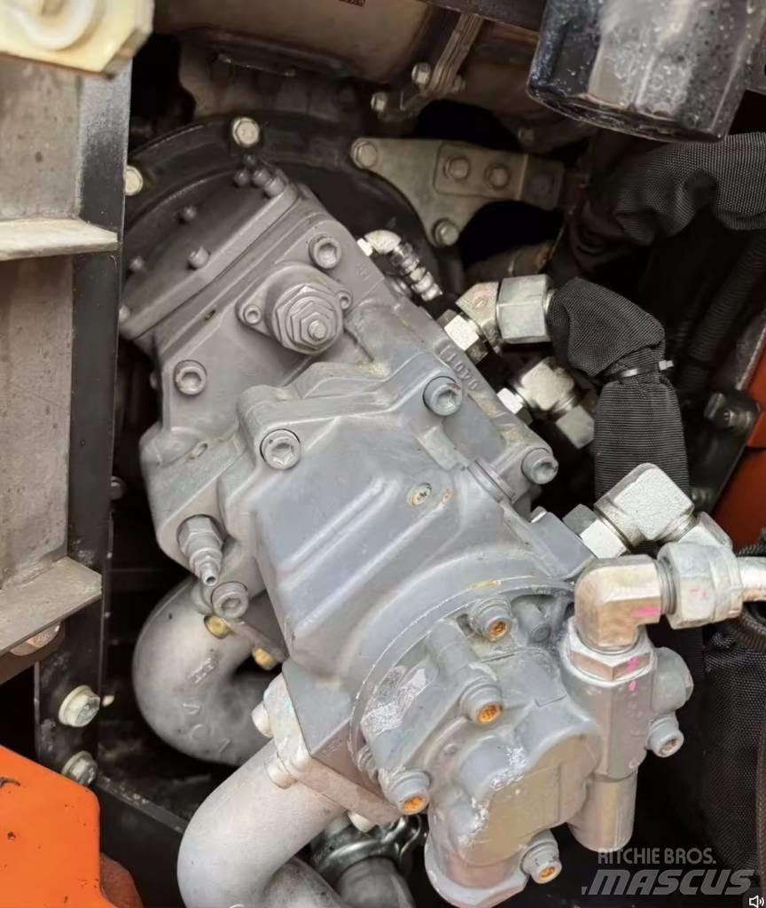 Hitachi ZX 75 US Escavatori medi 7t - 12t