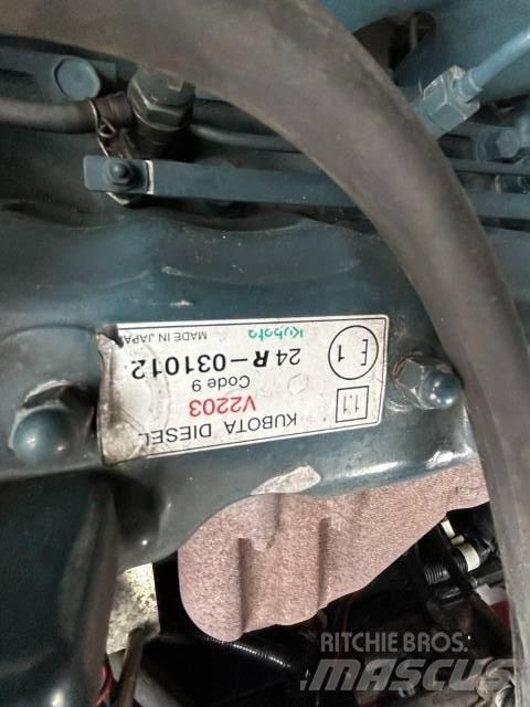 Kubota R 520 Pale gommate