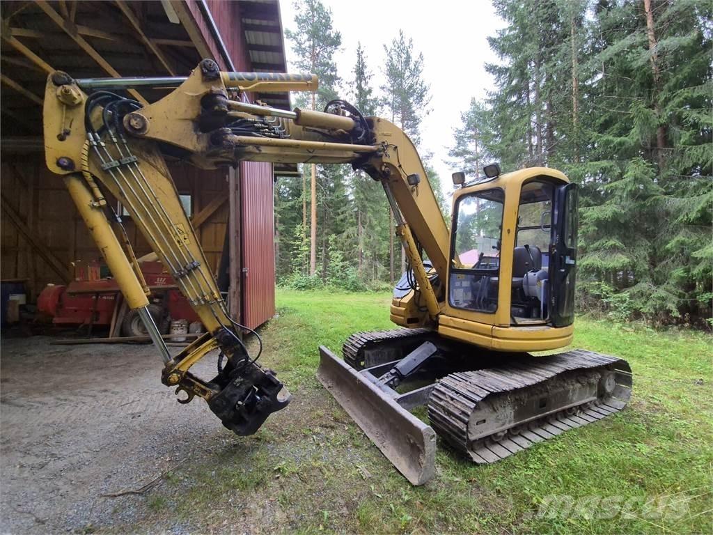 Komatsu PC75 UU Escavatori cingolati