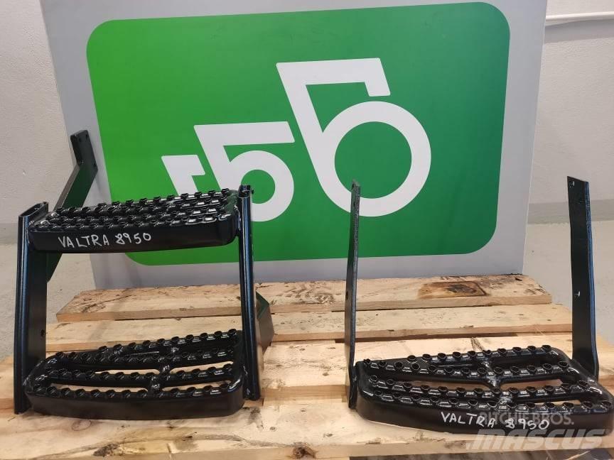 Valtra 8550 stairs Cabine e interni