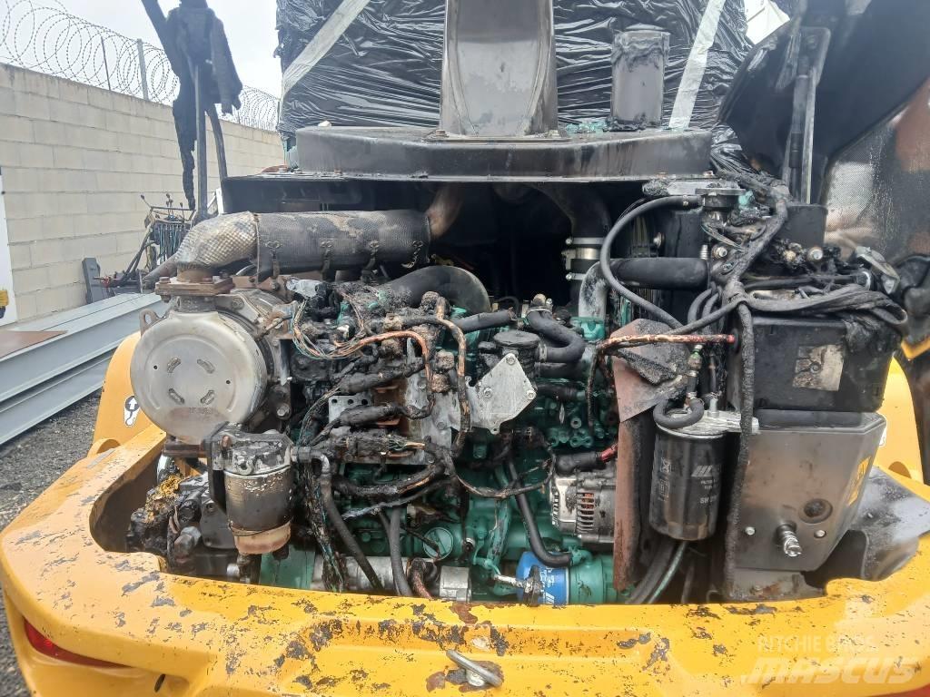 Volvo L 30 G Pale gommate