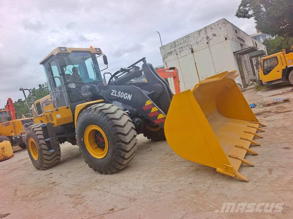 XCMG ZL50GN Pale gommate