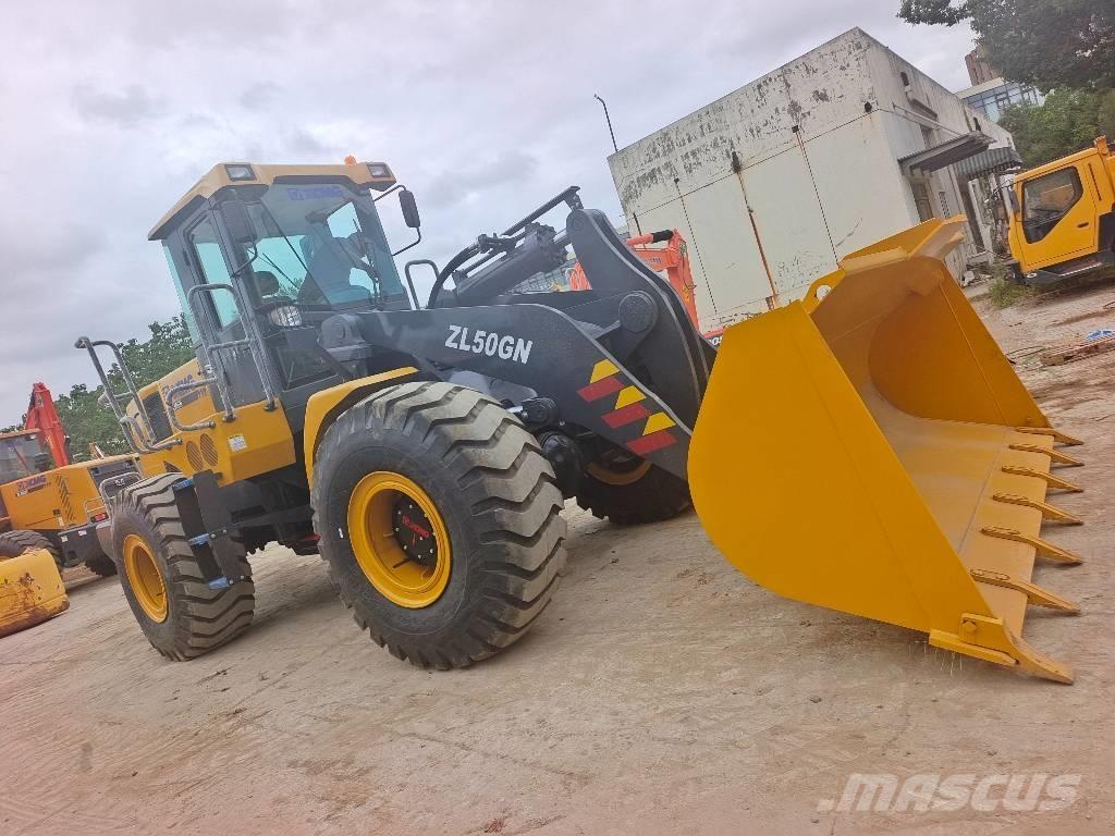 XCMG ZL50GN Pale gommate