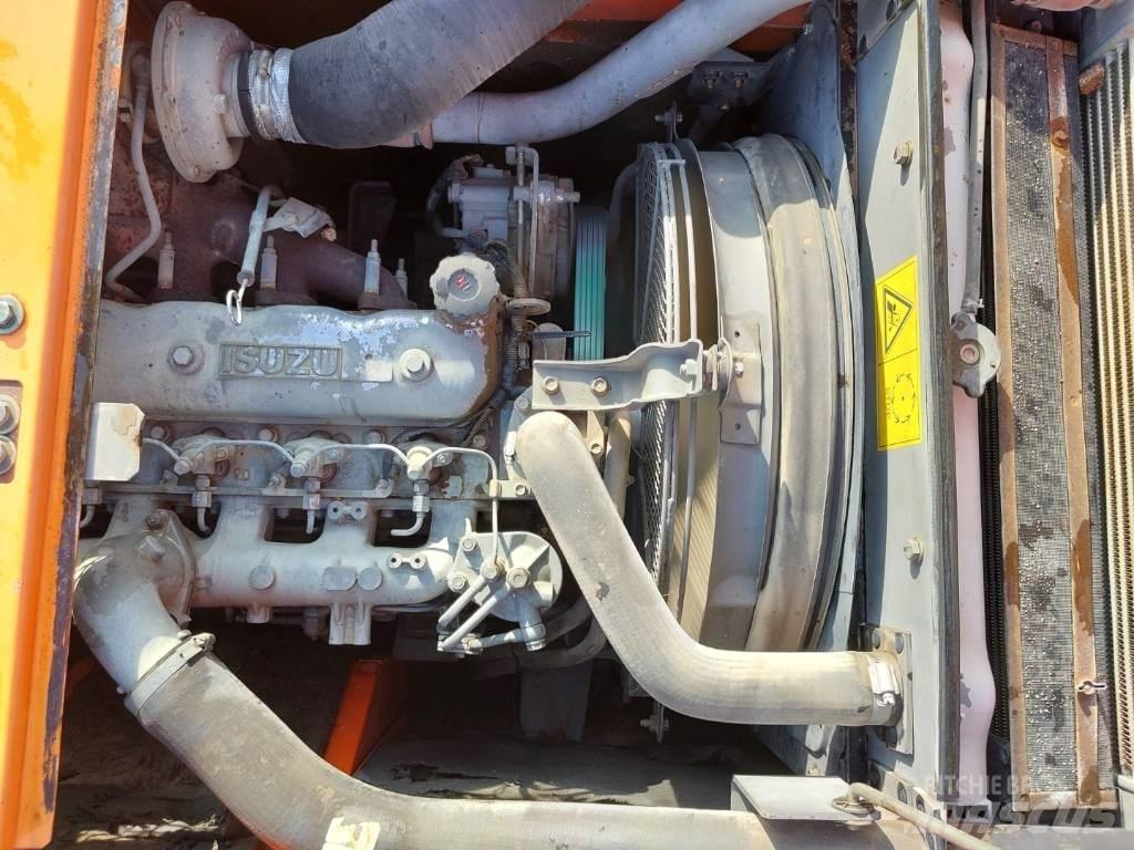 Hitachi ZX225USRLC Escavatori cingolati