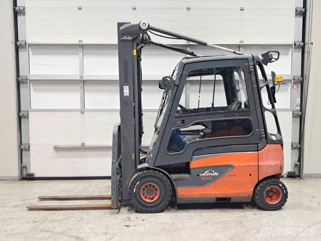 Linde E25-01 Carrelli elevatori elettrici