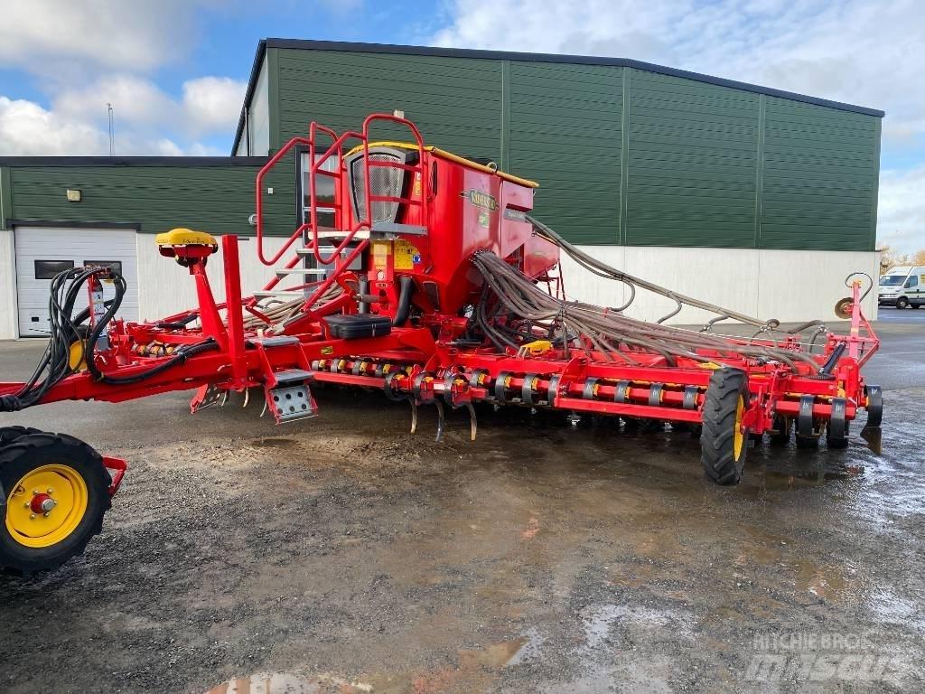 Väderstad Rapid800 Perforatrici