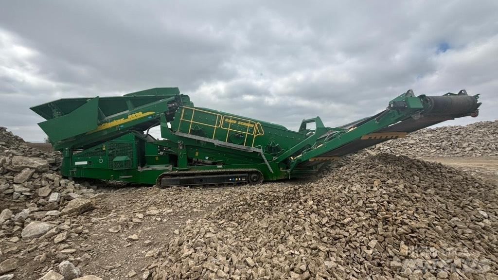 McCloskey R230 Vagli vibranti