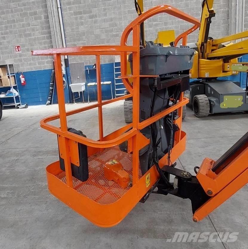 JLG E 450 AJ Piattaforme a braccio articolato