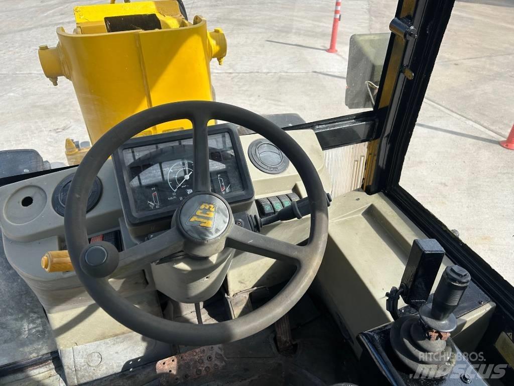 JCB 409 Sollevatori telescopici per agricoltura