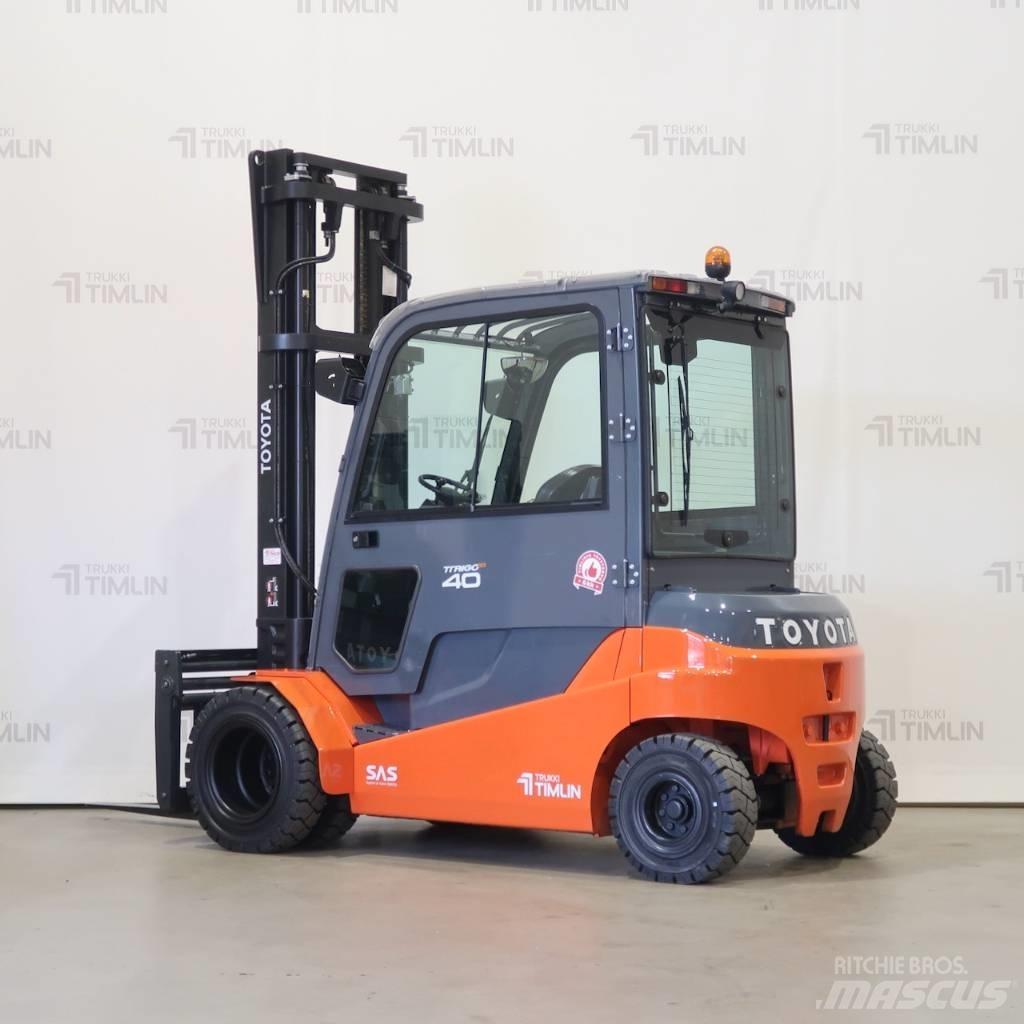 Toyota 8FBMT40 Carrelli elevatori elettrici