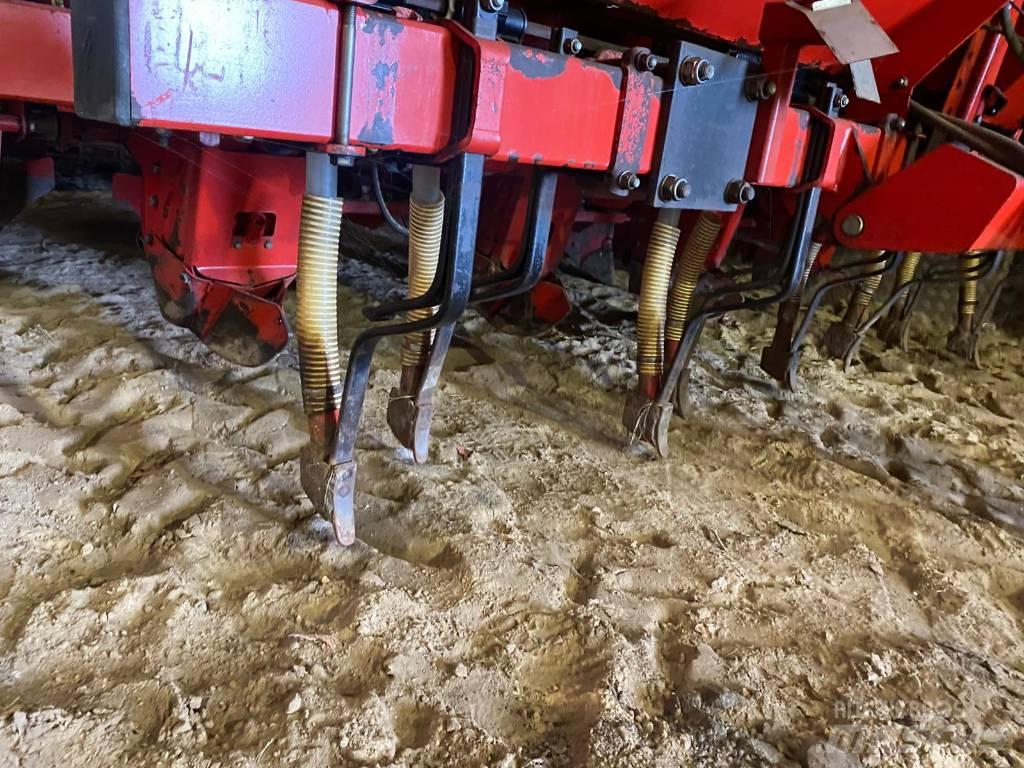 Kverneland UN 3200 Piantatrici di patate