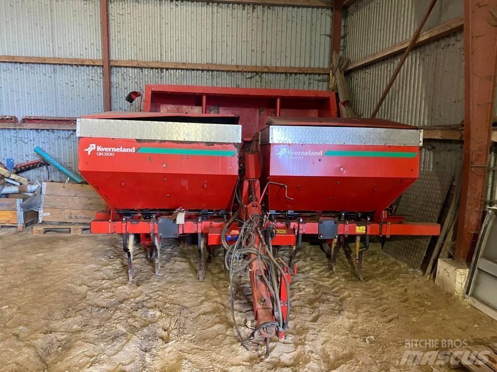 Kverneland UN 3200 Piantatrici di patate