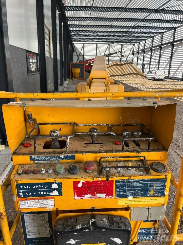 Hitachi HX140B Piattaforme a braccio telescopico