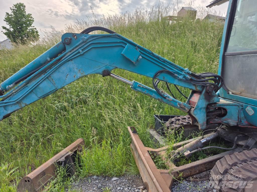 Takeuchi TB 235 Miniescavatori