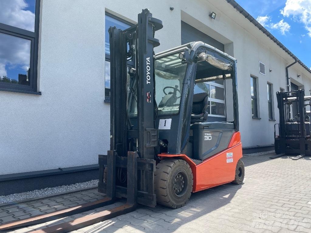 Toyota 8FBMT30 Carrelli elevatori elettrici