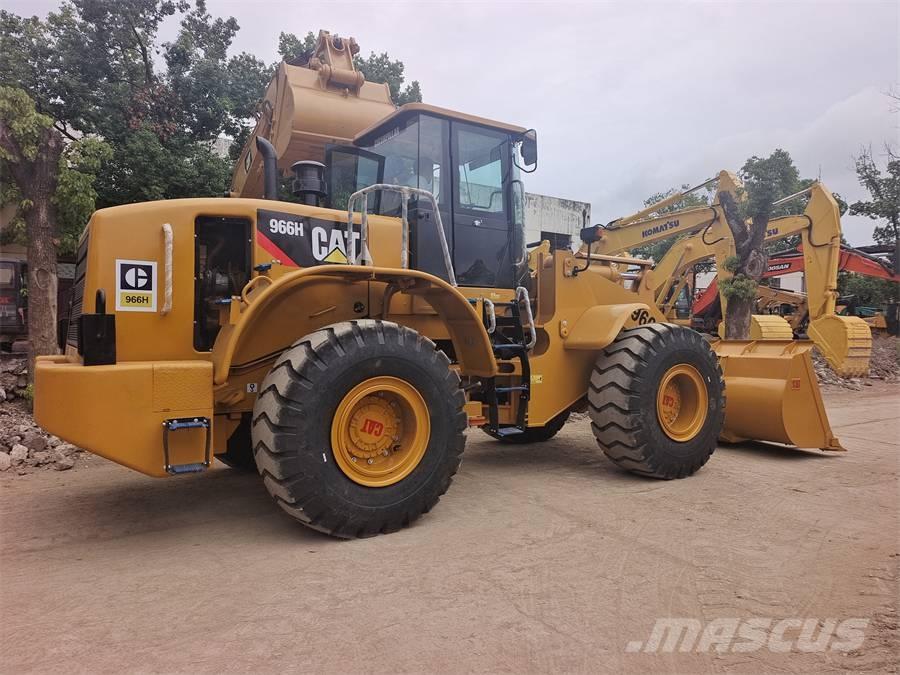 CAT 966 H Pale gommate