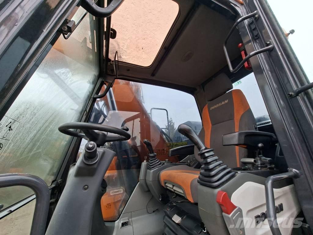 Doosan DX 165 W-5 Escavatori gommati