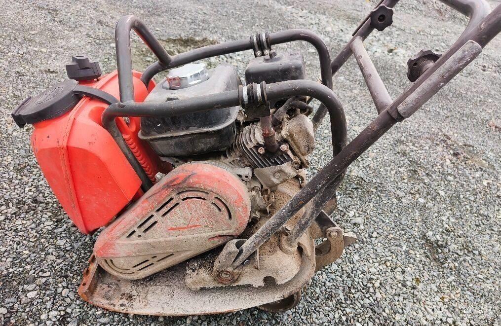 Husqvarna LF 7S Vibratori