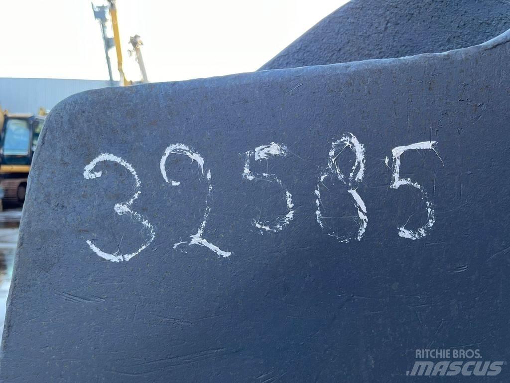 CAT Bucket 950 Benne