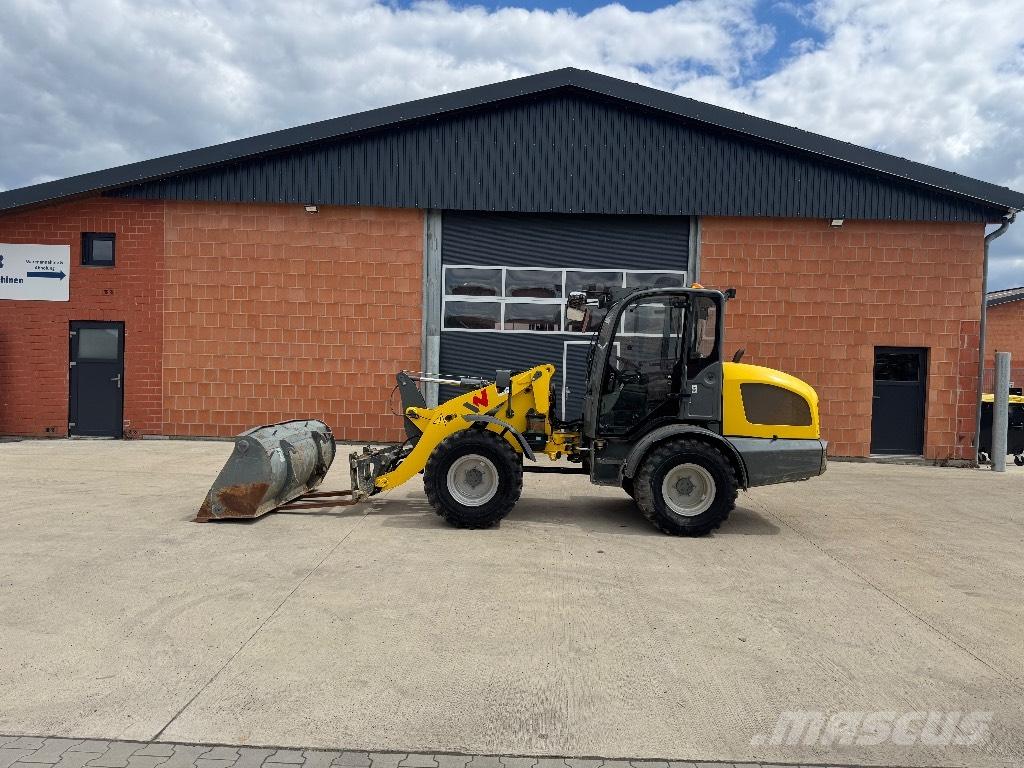 Wacker Neuson WL 44 Pale gommate