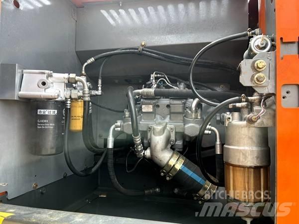 Hitachi zx240 Escavatori cingolati
