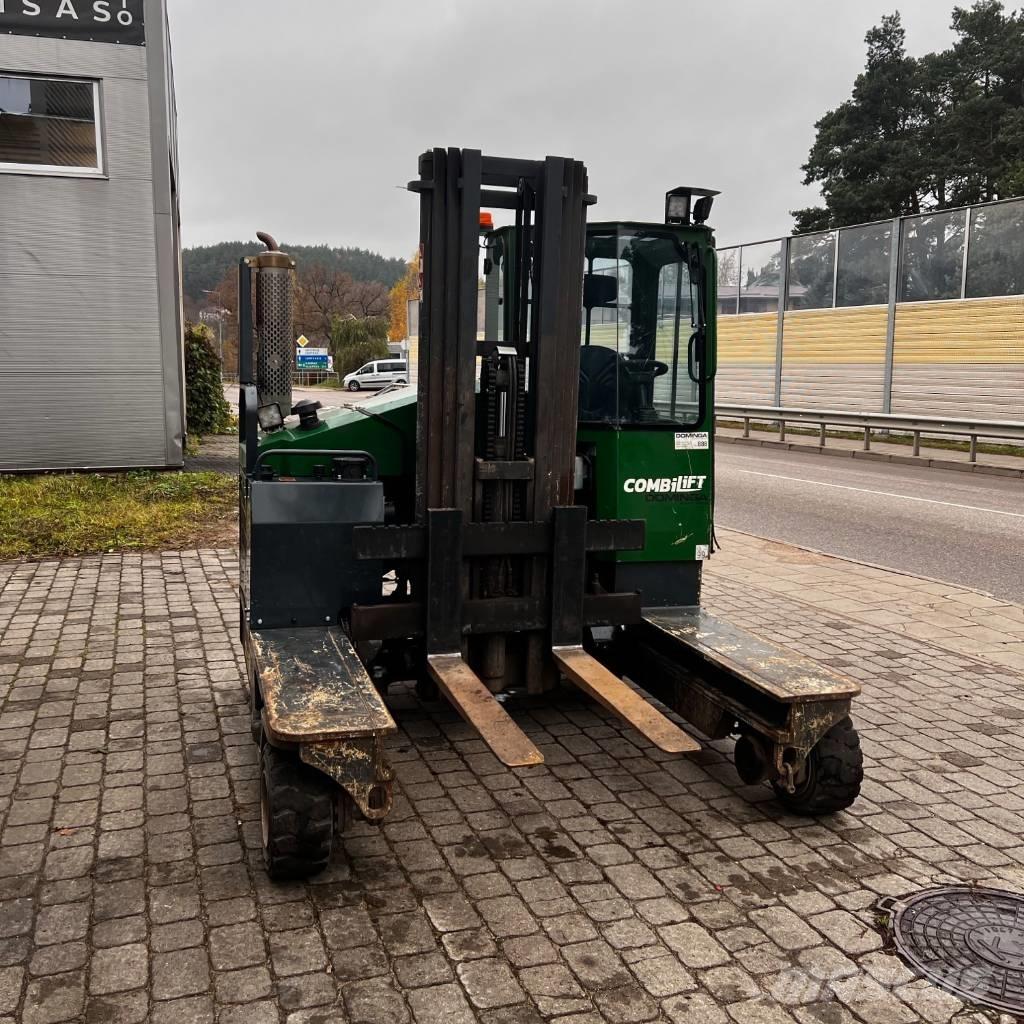 Combilift C 4000 Carrello elevatore retrattile a 4 vie